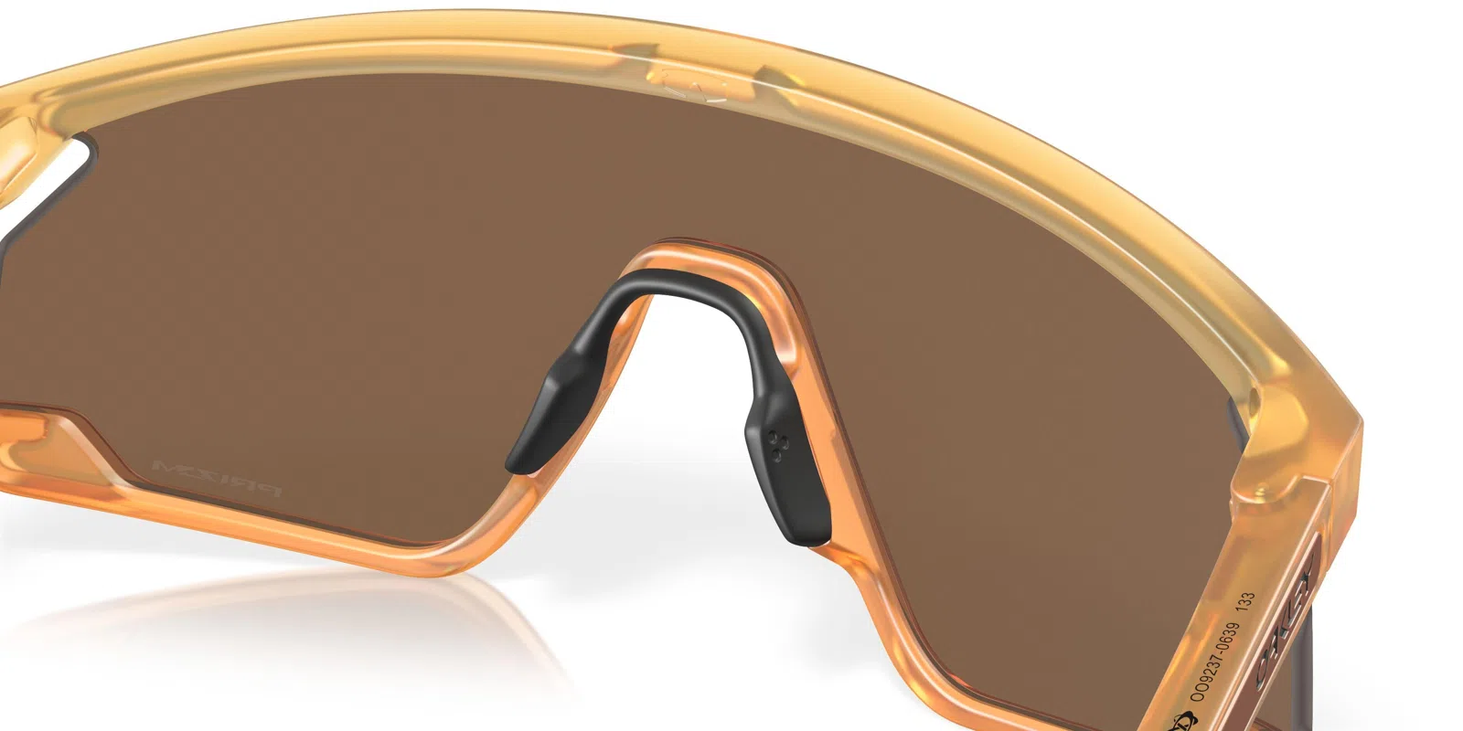 Oakley Bxtr Metal 9237 Sunglasses - view 23